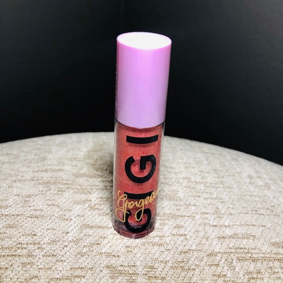 Gigi Gorgeous Shimmer Gloss - Picture 2 of 7